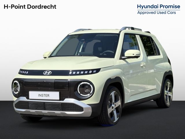 Hyundai INSTER Evolve 49kWh 116pk | €2.715 KORTING | TECHPACK | WINTERPACK | | 360° CAMERA | STOEL + STUURVERW. | DODEHOEKBEW. |