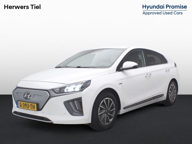 Hyundai IONIQ Premium EV 38 kWh / SoH 100% / NL Auto / 1ste Eigenaar / Dealer odnerhouden / Lederen bekleding / Navigatie / Stoel koeling & verwarming voor / Full Option /