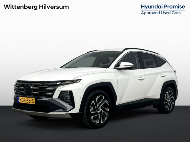 Hyundai TUCSON 1.6 T-GDI PHEV PREMIUM 4WD | SoH 100% | NIEUW MODEL | LEDER | 360 CAMERA | STOELVENTILATIE | ELEKTR. ACHTERKLEP | CLIMA | ADAPTIEVE CRUISE | 19'' LM VELGEN | FABRIEKSGARANTIE GELDIG T/M 2-2030! |