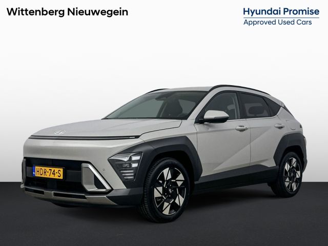 Hyundai Kona 1.6 GDI HEV Comfort Smart | Stoel en stuurwiel verwarming | Parkeer sensoren voor en achter | Navigatie en Apple Carplay Android Auto |
