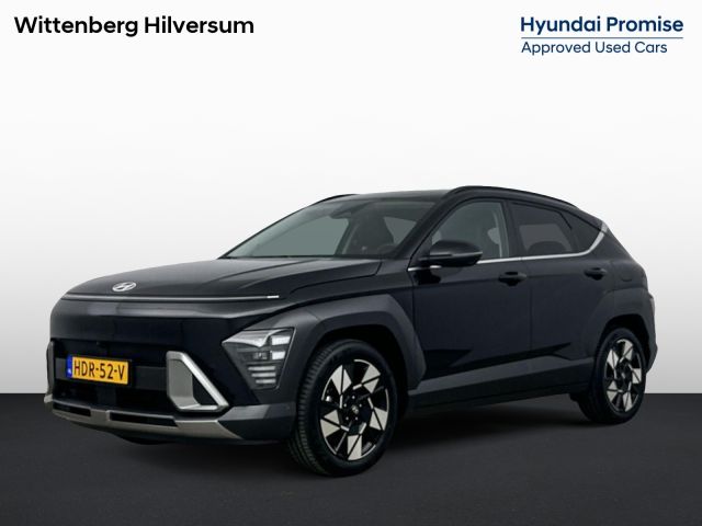 Hyundai Kona 1.6 GDI HEV PREMIUM | NAVI | CLIMA | ADAPTIVE CRUISE | 360 CAMERA | LEDER | PDC | 18'' LM VELGEN | STOEL- & STUURVERWARMING + COOLING | ELEKTRISCHE STOELEN INCL. MEMORY | PRIVACY GLASS | FABRIEKSGARANTIE GELDIG T/M 2-2030! |