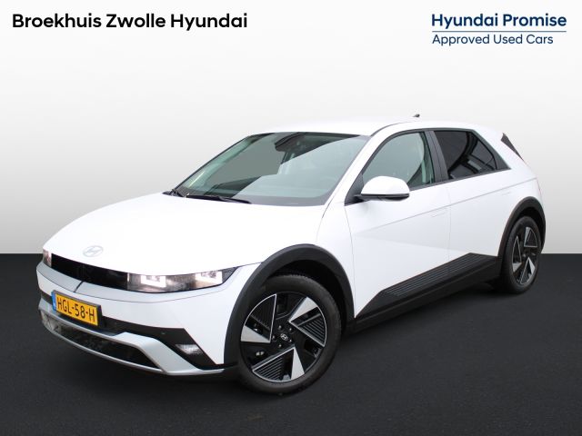 Hyundai IONIQ 5 Connect+ 84 kWh | Leder | Parkeersensoren voor en achter | Elektrisch bedienbare voorstoelen |