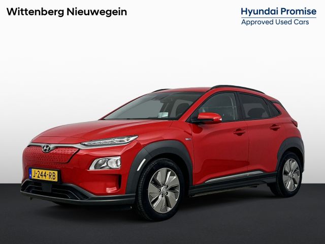 Hyundai Kona EV Fashion 64 kWh | Head Up Display | Navigatie | Adaptive Cruise | Dodehoek Detectie | soh 96,6% |