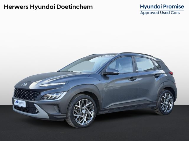 Hyundai Kona 1.6 GDI HEV Fashion Automaat / Dealer Onderhouden / Navigatie / Camera / Adaptieve Cruise / Stoel Verwarming / Stuurwiel Verwarming / DAB / Keyless / Krell Audio / 18'' LM Velgen /