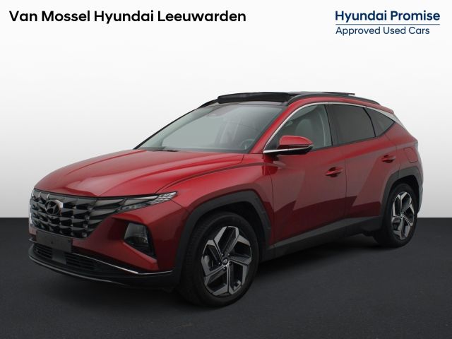 Hyundai Tucson 1.6 T-GDI PHEV Premium Sky 4WD | 360 graden camera | Stoelverwarming en stoelverkoeling | Schuif/ kantel dak | Draadloze telefoon oplader |