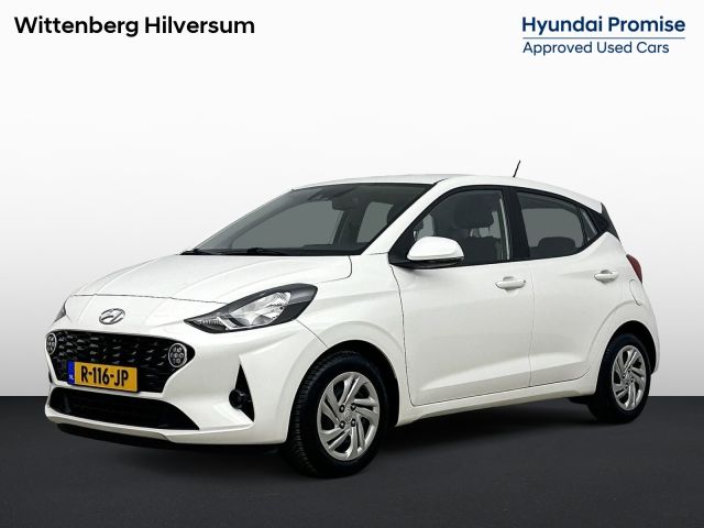 Hyundai i10 1.0 COMFORT | NAVI via APPLE CAR PLAY & ANDROID AUTO | AIRCO | CRUISE | BLUETOOTH | ELEKTRISCHE RAMEN | CENTRALE DEURVERGRENDELING OP AFSTANDBED. | FABRIEKSGARANTIE GELDIG T/M 9-2027! |