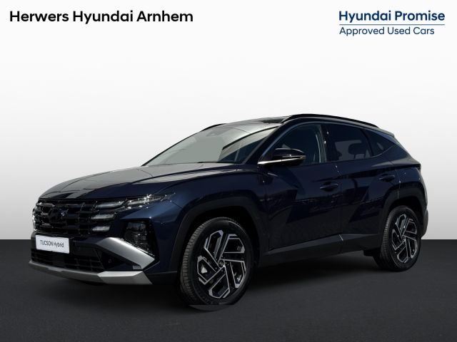 Hyundai Tucson 1.6 T-GDI HEV 215pk Comfort Smart Automaat / 3-zone airco / Stoel en Stuur verwarming / 19" LM / Navigatie / Head up Display /