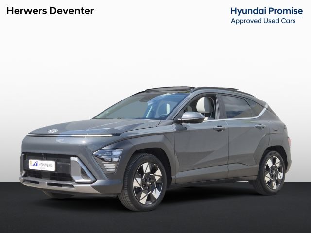 Hyundai Kona 1.6 GDI HEV Premium Sky / Glazen schuif- en kanteldak / Stuur- Stoel & Achterbankverwarming / Elektrische achterklep / Stoelventilatie / Bose Audio Systeem / Rondomzicht camera / Adaptief cruise control / Keyless Entry/Start / Apple Carplay Android Auto /
