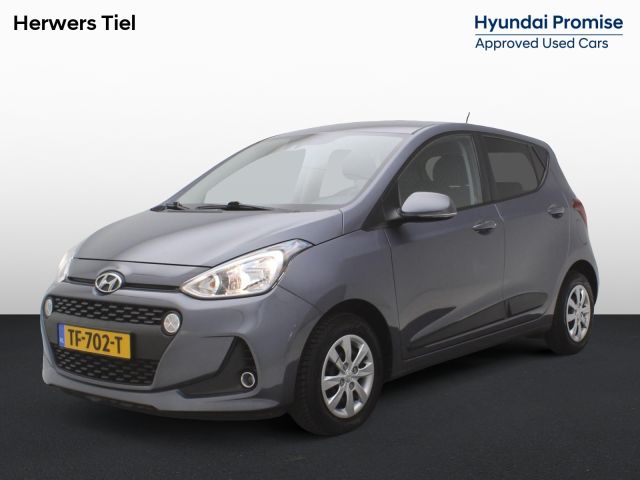 Hyundai i10 1.0i i-Premium / 1e Eigenaar / Navigatie / Cruise Control / Android Auto/Apple CarPlay / Origineel Nederlands / Lichtmetalen Velgen / Privacy Glass / Winterbandenset / Stoelverwarming voor / Airco Climate Control /