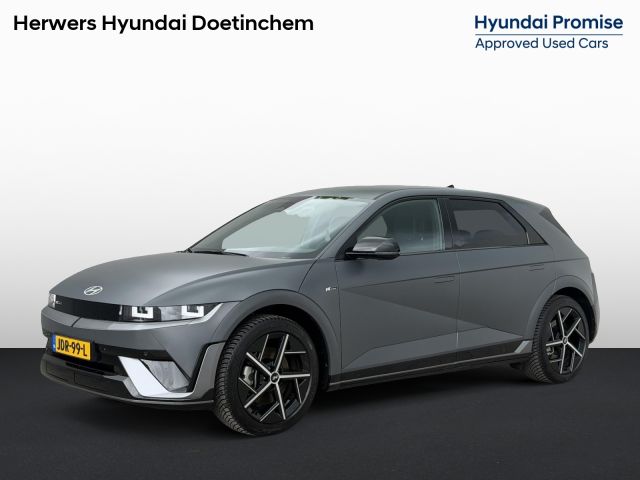 Hyundai IONIQ 5 N Line Edition Limited 84 kWh / SOH 100% / Afneembare trekhaak 1.600 kg / Camera / Navigatie / Stoel & Stuurwiel verwarming / Elektr. Stoelen / Elektr. Achterklep / Adaptieve Cruise / Clima / DAB / NAP /
