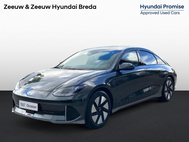 Hyundai IONIQ 6 Connect 77.4 kWh | Stoel- stuurverwarming | Navi | Climate control |