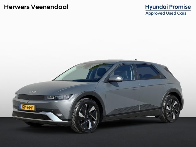 Hyundai IONIQ 5 Style Limited 84 kWh / Fabrieksgarantie tot 09-2030 / 1e Eigenaar / SOH 100% / Snelladen / Navigatie / Adaptieve Cruise / Camera / Apple Carplay & Android Auto /