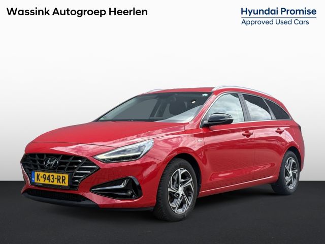 Hyundai i30 Wagon 1.5 T-GDi MHEV Premium | All Season Banden | Afn. Trekhaak 1.410kg | Navigatie | Lederen Bekleding | Stoel & Stuurverwarming | Parkeersensoren | Camera