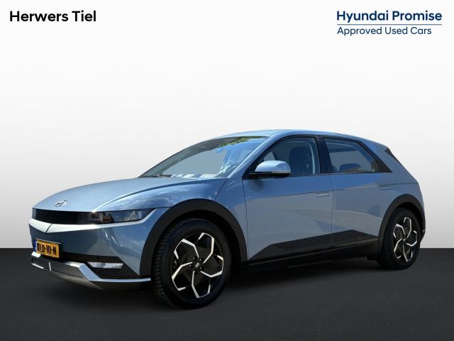 Hyundai IONIQ 5 Connect 77.4 kWh / Fabrieksgarantie t/m 11-2028 / SOH 98,9% / Afneembare Trekhaak / Warmtepomp / Stoel-/Stuurverwarming / All-Season Banden /