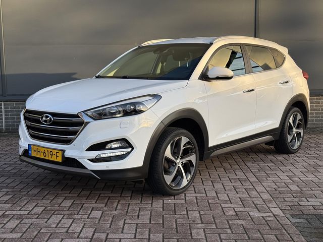Hyundai Tucson 1.6 GDi Premium / Trekhaak 1400kg  / Navigatie / Lederen bekleding / Stoel Verwarming+Verkoeling / Elektrische Stoelen / Startknop /