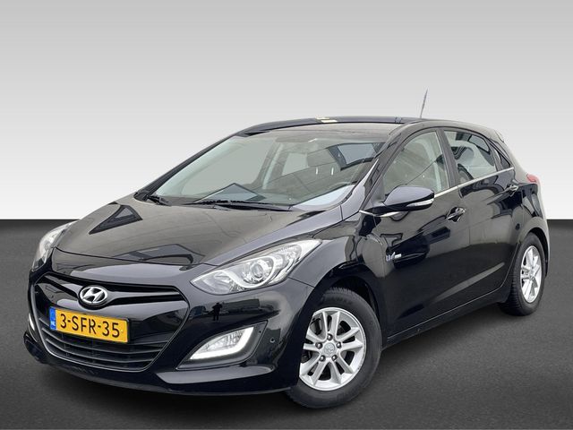 Hyundai i30 1.6 GDI i-Vision | navigatie | achteruitrijcamera | trekhaak | cruise control | climate control