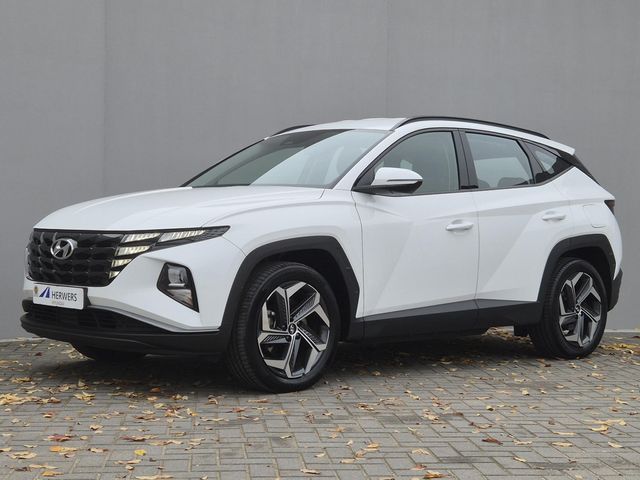 Hyundai Tucson 1.6 T-GDI PHEV Plug-in Comfort 4WD Automaat / Trekgewicht 1350 kg / Apple Carplay Android Auto / Achteruitrijcamera / Navigatie / Adaptief CC / Stoelverwarming / Climate control / Parkeersensoren achter /