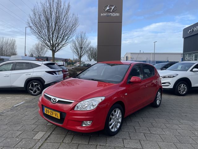 Hyundai i30 1.4i Dynamic*RIJKLAARPRIJS*