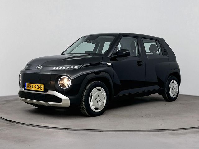 Hyundai INSTER E-MOTION 42 kWh | SoH 100% | TREKHAAK voor FIETSENDRAGER | LAGE KMSTAND! | CLIMA | CRUISE ADAPT. | CAMERA | NAVI | PDC | FABRIEKSGARANTIE GELDIG T/M 5-2030! |