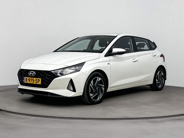 Hyundai i20 1.0 T-GDI COMFORT SMART | NAVI | AIRCO | CRUISE | CAMERA | 16'' LM VELGEN | PDC | DEALERONDERHOUDEN | APPLE CAR PLAY & ANDROID AUTO | AUTOMAAT |