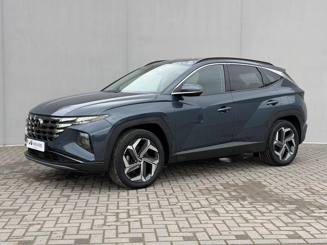 Hyundai Tucson 1.6 T-GDI PHEV 265pk Comfort 4WD Automaat / Afnb. Trekhaak / Dealer Onderhouden / Trekgewicht 1350 Kg / ACC / Navigatie / Camera / Stoelverwarming / Stuurwiel Verwarming / Apple Carplay Android / Dodehoek Detectie /  Dodehoek Detectie /