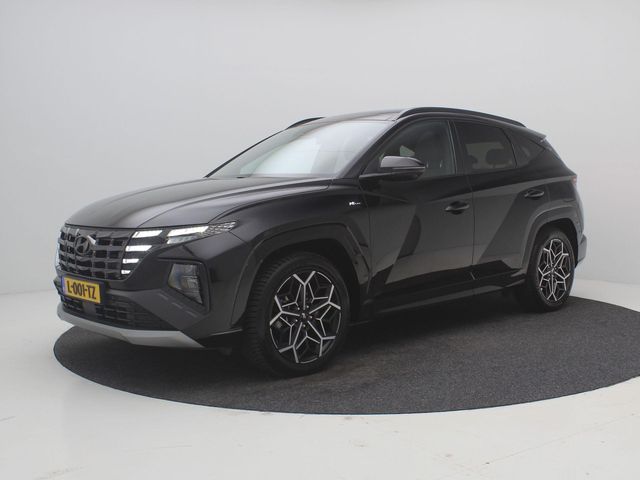 Hyundai Tucson 1.6 T-GDI PHEV N Line Sky 4WD / Trekhaak / All Seasonbanden / Stoelverwarming & Stoelkoeling voor / Blindspot camera / SoH 100% / GROOT Glazen schuif-kanteldak / Parkeersensoren voor & achter / Historie aanwezig /