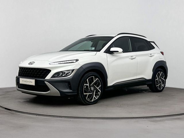 Hyundai Kona 1.6 GDI HEV FASHION DESIGN | NAVI | CLIMA | CAMERA | CRUISE ADAPTIEF | HUD | DODEHOEK DETECTIE | APPLE CARPLAY & ANDROID AUTO | 18'' LM VELGEN | FABRIEKSGARANTIE GELDIG T/M 5-2028! |