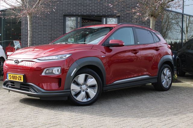 Hyundai Kona EV Premium 64 kWh 3Fase Navi/leder/led Full Option! "RIJKLAARPRI