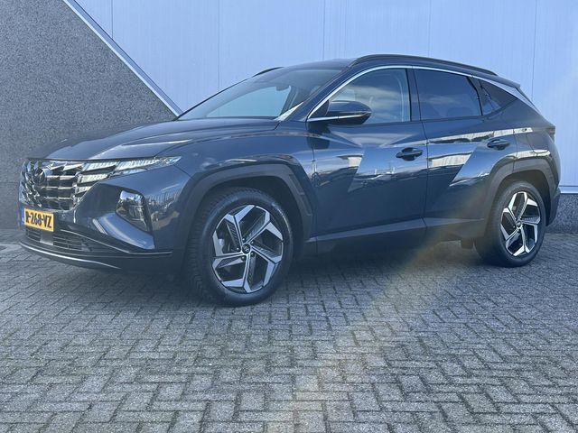 Hyundai Tucson 1.6 T-GDI PHEV Comfort Smart 4WD / Parkeersensoren voor & achter / Achteruitrij Camera / All Season banden / Trekhaak / Apple carplay & Android Auto /