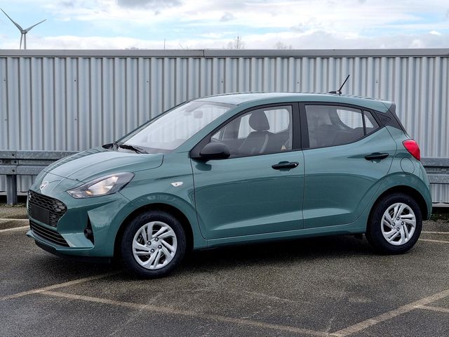 Hyundai i10 1.0 Comfort / Navigatie / Achteruitrijcamera / Parkeersensoren Achter / Airco / Cruise Control /
