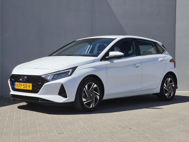 Hyundai i20 1.0 T-GDI Comfort Smart / Dealer onderhouden / Navigatie via Apple Carplay of Android Auto / Stuur- & Stoelverwarming / Achteruitrijcamera / Climate control / Cruise control / Parkeersensoren achter /