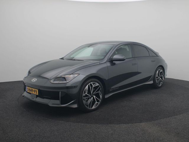 Hyundai IONIQ 6 Lounge 77.4 kWh | Airco | Cruise Control | Navigatie | Lederen bekleding | lichtmetalen velgen 20" | Stoelverwarming | Stuurverwarming |