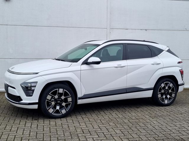 Hyundai KONA Electric Comfort Smart 65.4 kWh / € 6.000,- Voordeel Op Nieuwprijs / Rijklaarprijs / Direct Leverbaar / BCA (Blind-spot Collission Assist) / 19"  Lichtmetalen Velgen
